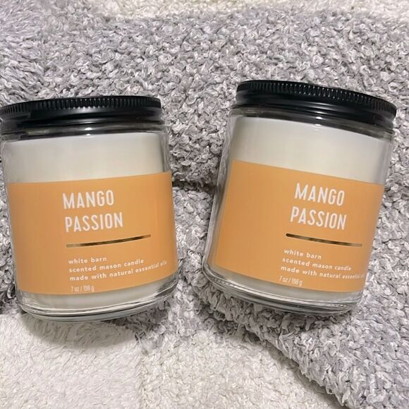 NWT- White Barn. Two “Mango Passion” 7oz Candles - Picture 1 of 4